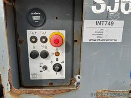 SKYJACK SJ 6826RT Schaarhoogwerker 10 M / Scissor / Arbeit
