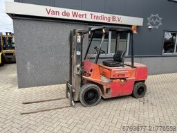 HYSTER H2.50XL triplo425 freelift ISUZU DIESEL heftruck