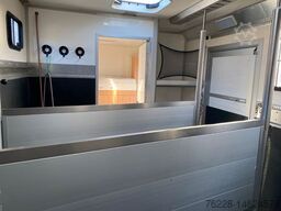 MERCEDES-BENZ Pferdetransporter