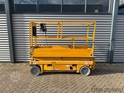 Haulotte Compact 8 Hoogwerker Schaarhoogwerker Schaarlif...