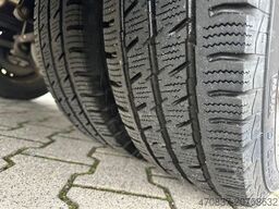 MERCEDES-BENZ Sprinter 519 RTW / 4x4 Allrad / WAS Trage