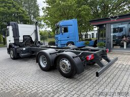 Volvo FM 330 6X2*4