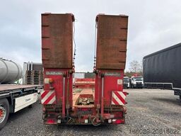 GOLDHOFER 3-Achs Tieflader mit Rampen hydr. Zwangslenkung