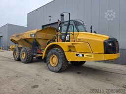 CAT 735 B