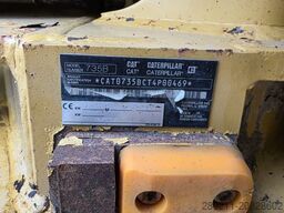CAT 735 B