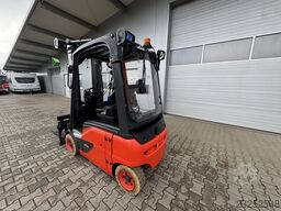 Linde E16P-02+ Ladegerät