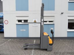 Jungheinrich EJC 112z - Initialhub (Basishub) - 330 Stunden!
