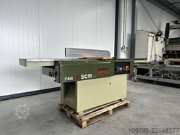 SCM F410