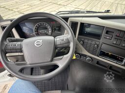 Volvo FM 330
