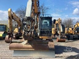 LIEBHERR R920 Compact