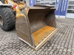 LIEBHERR L566 XPower Radlader 27,5 Ton *11.900 h *Waage