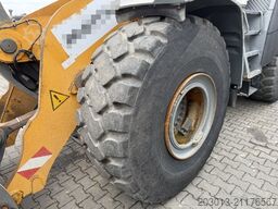 LIEBHERR L566 XPower Radlader 27,5 Ton *11.900 h *Waage