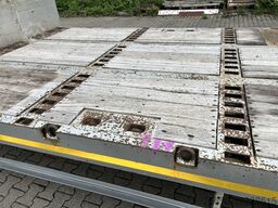 Möslein STO 3 Schwebheim  3 Achs Satteltieflader
