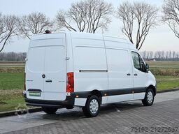 MERCEDES-BENZ SPRINTER 317 L2H2 RWD Mbux