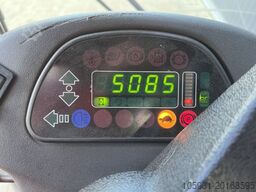 Still R07-25