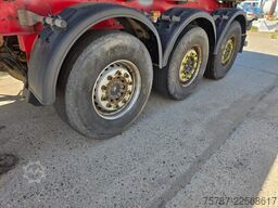 SCHMITZ CARGOBULL ca. 26 cbm Hlabrund Hinterkipper, Lift