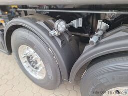SCHMITZ CARGOBULL Kipper 52m³ mit gekröpftem Chassis