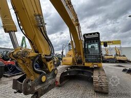 Komatsu HB215LC-3