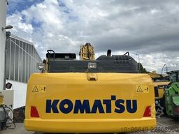 Komatsu HB215LC-3