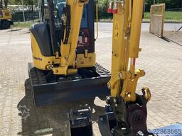 Komatsu PC38MR-5
