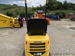 Komatsu PC09-1E