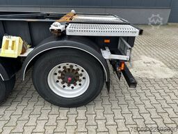 Van Hool 3B2013 20FT ADR CHASSIS / empty weight 3.300kg ...