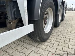 Van Hool 3B2013 20FT ADR CHASSIS / empty weight 3.300kg ...