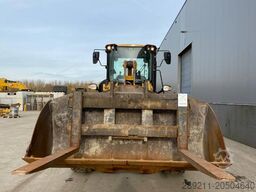 Caterpillar 938 M (Bucket + Forks)