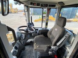 Caterpillar 938 M (Bucket + Forks)