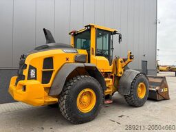 Volvo L 90 H (High tip + New tires)