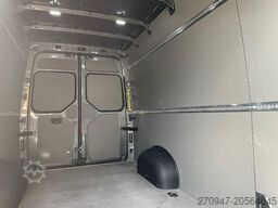 VOLKSWAGEN Crafter Kasten 35 L4H3 PDC DAB KAMERA KLIMA MFL