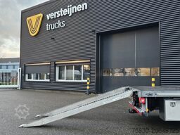 MAN TGL 12.220 / HIAB CRANE / MACHINE TRANSPORT