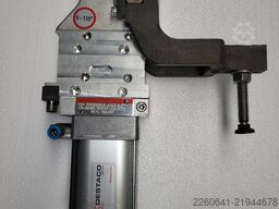 DE-STA-CO DESTACO 82M-3E