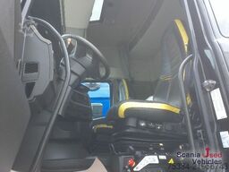 Volvo FH16/750 Abrollkipper