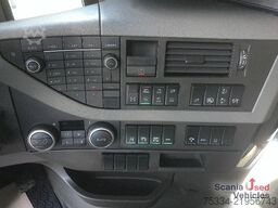 Volvo FH16/750 Abrollkipper