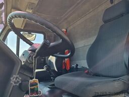 MAN TGL 8.240 - 2 deck livestock Bekkers - Loadlift...