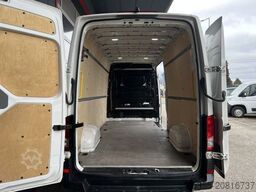 VOLKSWAGEN Crafter Hoch+Lang Klima Kamera Parktronic 3Sitze