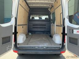 VW Crafter Kasten 35 kurz L1H2 Hochdach