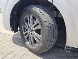 FORD TRANSIT CUSTOM 2.0 L2 LIMITED 170Pk Nav