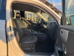 Mercedes-Benz GLB 200 4M Style+StandH+Distr+RKamera+Augment