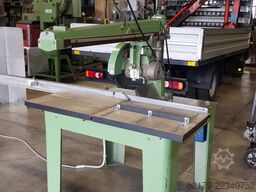 DeWalt Radialarmkreissäge 300 mm Sägeblatt / 900 mm