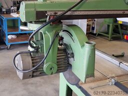 DeWalt Radialarmkreissäge 300 mm Sägeblatt / 900 mm