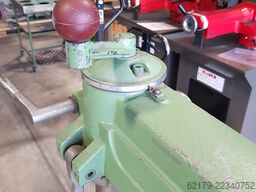 DeWalt Radialarmkreissäge 300 mm Sägeblatt / 900 mm