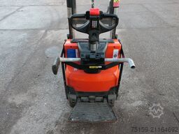 bt SWE 200D Batterie schwach! 36/2020