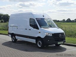 MERCEDES-BENZ SPRINTER 317