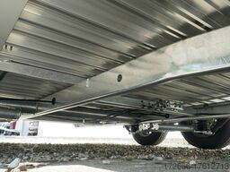 Cheval Liberte DEBON C700 ALU ROADSTER ST 376X179X201CM 2600KG