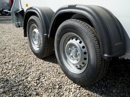 Cheval Liberte DEBON C700 ALU ROADSTER ST 376X179X201CM 2600KG