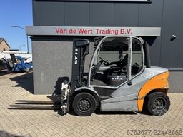 Still RX70-40 Triplo 400 Freelift / Desplazamiento lateral / Posicionador de horquillas Camión conte STILL RX70-40 Triplo 400 Freelift / Sideshift / Vorkversteller ContainerTruck Deutz Diesel 2014