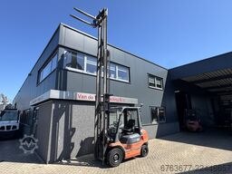 TOYOTA 62-7FDF25 Triplo 600 Freelift/ Sideshift Diesel 2004
