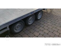 Hulco Carax-3 Plattformanhänger mit Rampen